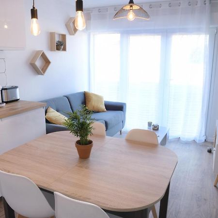 Appart T2 Avec Terrasse, Parking Et Wifi Angoulême Zewnętrze zdjęcie